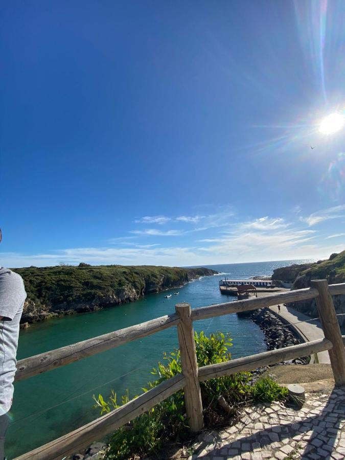 Casa Dos Buizinhos Lägenhet Porto Covo Exteriör bild