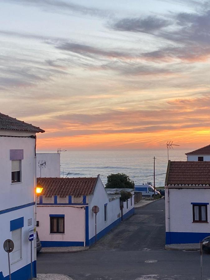 Casa Dos Buizinhos Lägenhet Porto Covo Exteriör bild