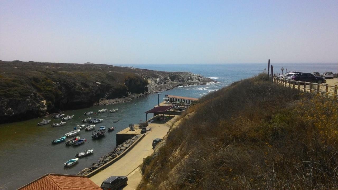 Casa Dos Buizinhos Lägenhet Porto Covo Exteriör bild